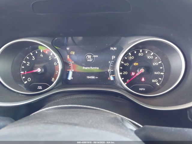 Jeep 2018 2018 3C4NJDCB6JT223798 Image 7