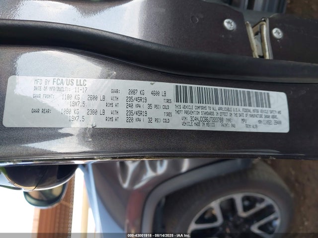 Jeep 2018 2018 3C4NJDCB6JT223798 Image 9