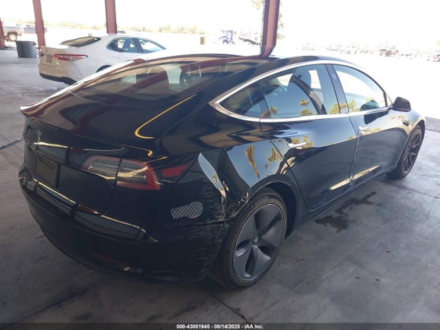 2018 TESLA MODEL 3 5YJ3E1EAXJF172643 Photo 3