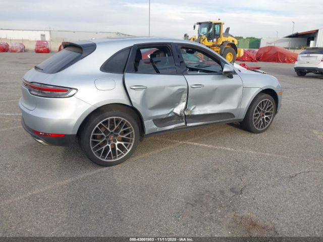 2020 PORSCHE MACAN WP1AA2A57LLB03649 Photo 3