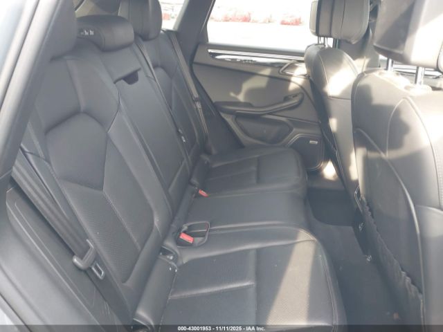 2020 PORSCHE MACAN WP1AA2A57LLB03649 Photo 7