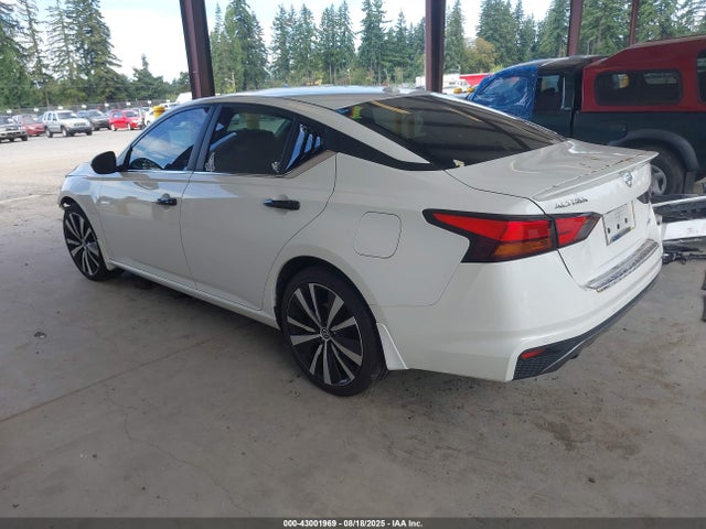 Nissan Altima 2021 1N4BL4CW8MN415587 Image 3