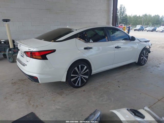 Nissan Altima 2021 1N4BL4CW8MN415587 Image 4