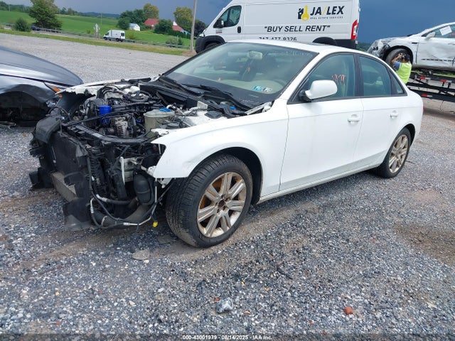 2010 AUDI A4 WAUBFAFL6AN006627 Photo 1