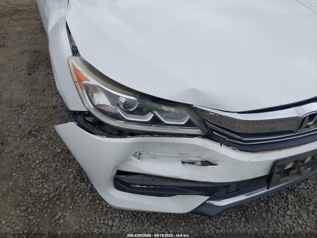 1HGCR2F52HA003717 Honda k24w1