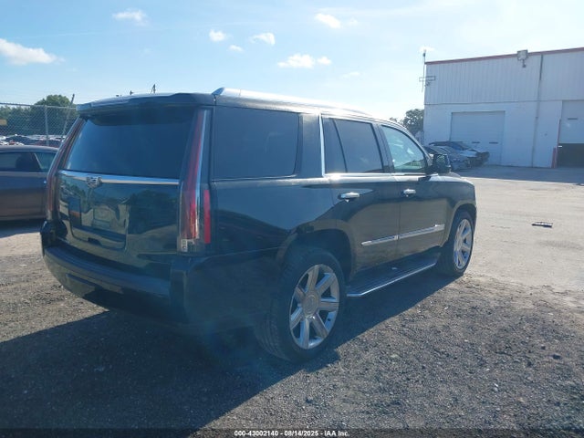 2016 CADILLAC ESCALADE 1GYS4BKJ6GR201674 Photo 3