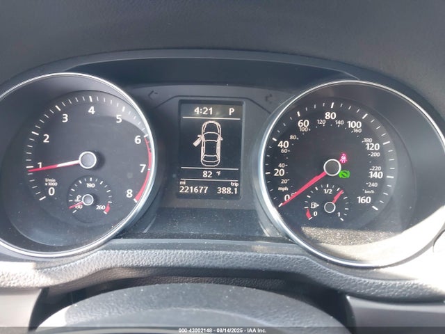 1VWDT7A3XHC083051 Volkswagen 1.8 tsi