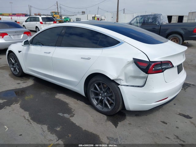 2020 TESLA MODEL 3 5YJ3E1EB3LF651644 Photo 2
