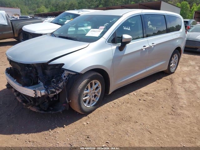 2023 CHRYSLER VOYAGER 2C4RC1CG7PR606912 Photo 1
