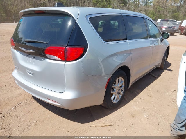2023 CHRYSLER VOYAGER 2C4RC1CG7PR606912 Photo 3