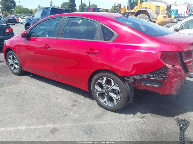 3KPF24AD1ME401311 KIA mpi nu