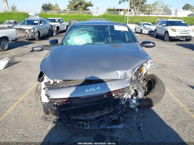 3KPF54AD6NE485179 KIA mpi nu