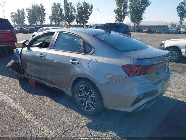 3KPF54AD6NE485179 KIA mpi nu