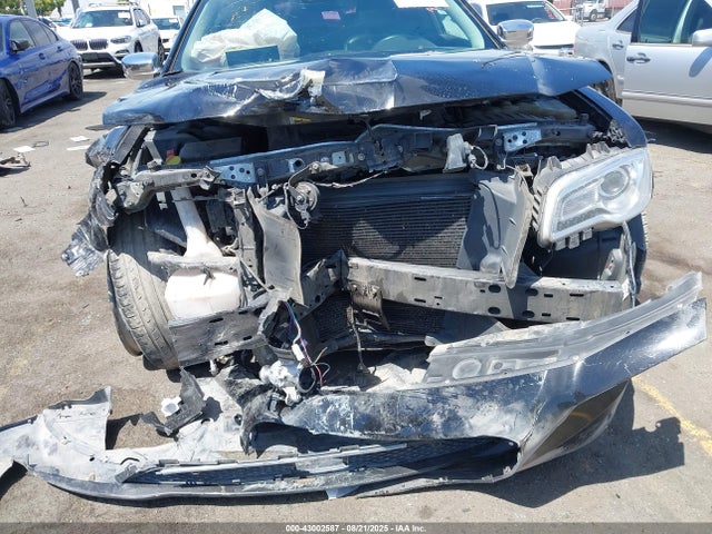 2C3CCAEGXJH324221 Chrysler 300