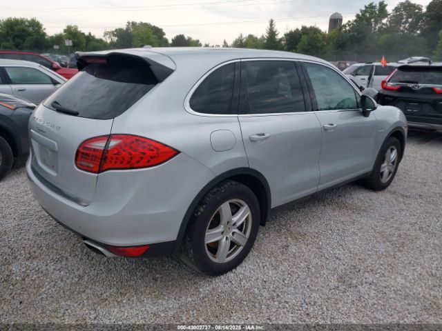 2013 PORSCHE CAYENNE WP1AF2A2XDLA29331 Photo 3