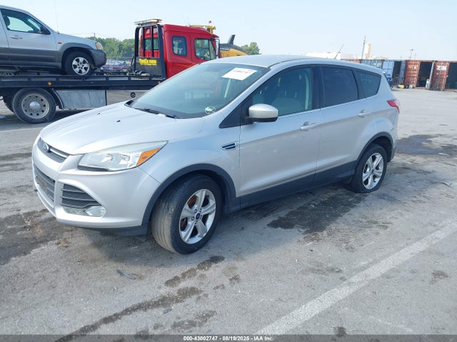 1FMCU9G91GUB82560 Ford 2016