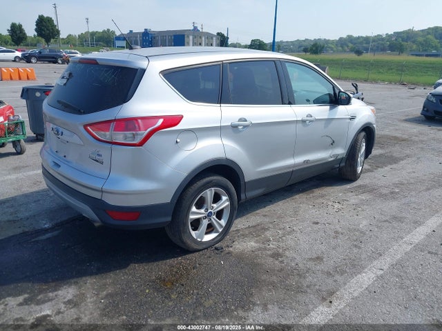 1FMCU9G91GUB82560 Ford 2016