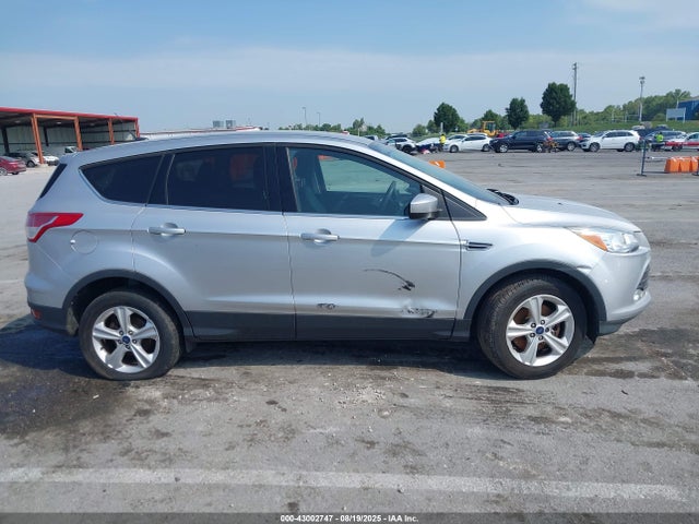 1FMCU9G91GUB82560 Ford 2016