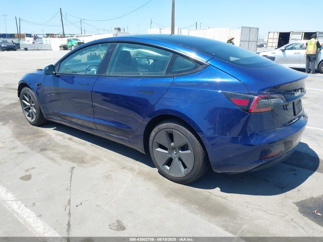 2023 TESLA MODEL 3 5YJ3E1EA9PF564408 Photo 2