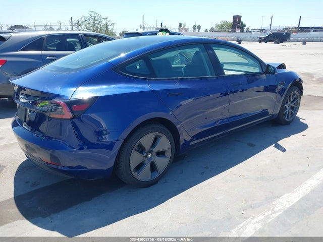 2023 TESLA MODEL 3 5YJ3E1EA9PF564408 Photo 3