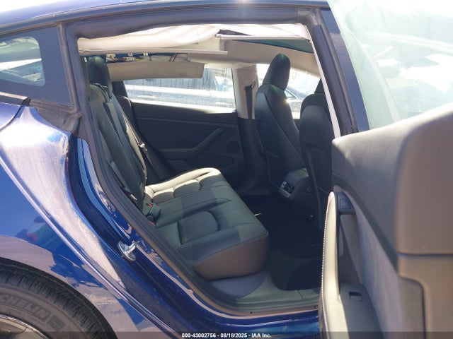 2023 TESLA MODEL 3 5YJ3E1EA9PF564408 Photo 7