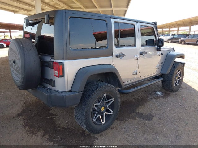 1C4BJWDG2EL269851 Jeep Wrangler