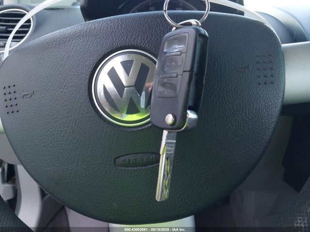 Продажа на аукционе авто 2008 Volkswagen New Beetle S, vin: 3VWPW31C38M501431, номер лота: 43002981