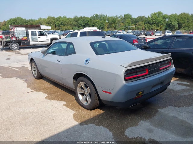 Dodge Challenger 2021 2C3CDZAG3MH538618 Image 3