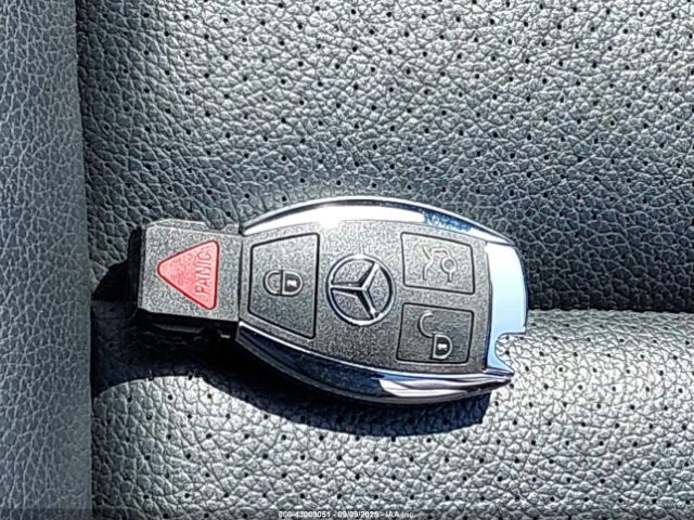 2010 MERCEDES-BENZ C-CLASS WDDGF8BB9AR117511 Photo 10