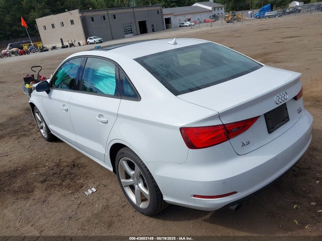 2016 AUDI A3 WAUB8GFFXG1006900 Photo 2