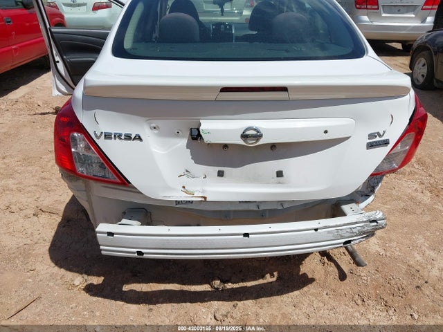 3N1CN7AP3JL818915 Nissan Versa