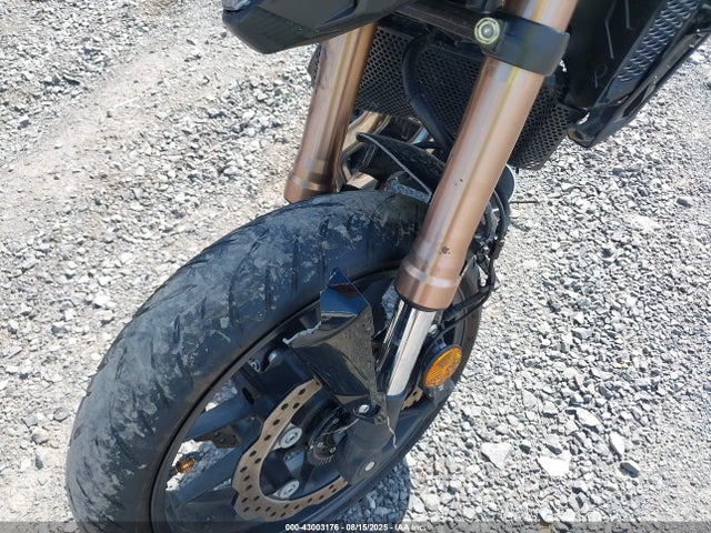 MLHPC6354N5300874 Honda Pc62e-6300001
