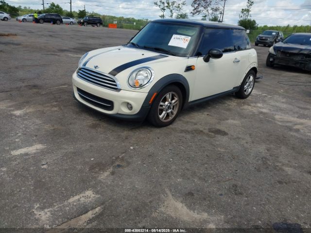 2013 MINI HARDTOP WMWSU3C55DT681151 Photo 1