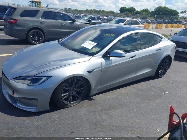 Tesla MODEL S 2025 5YJSA1E57SF550073 Image 2