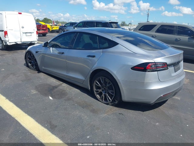 Tesla MODEL S 2025 5YJSA1E57SF550073 Image 3