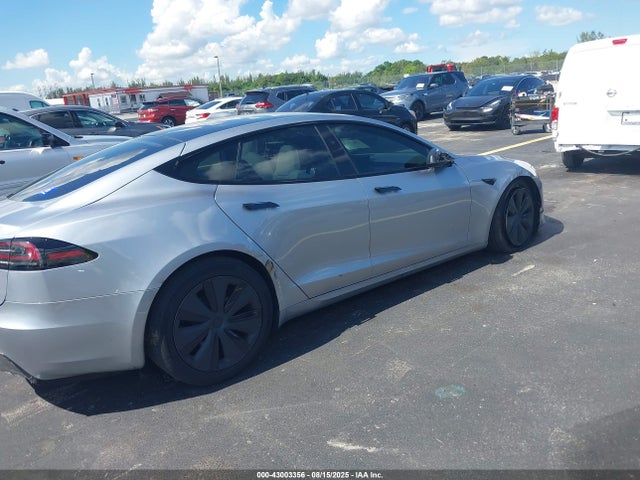 Tesla MODEL S 2025 5YJSA1E57SF550073 Image 4