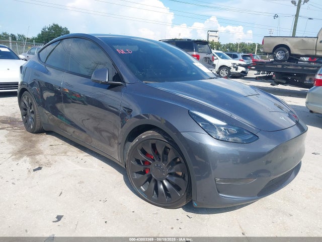 2023 TESLA MODEL Y 7SAYGDEF8PF602453 Photo 0