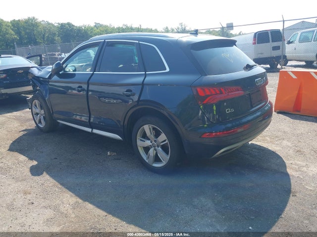 2018 AUDI Q5 WA1BNAFY8J2203103 Photo 2