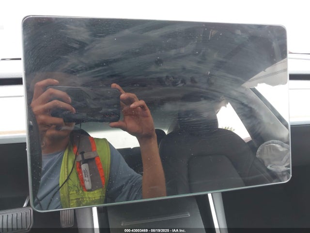 2019 TESLA MODEL 3 5YJ3E1EB5KF387261 Photo 6