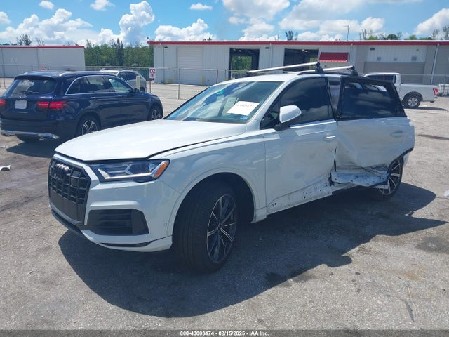 2023 AUDI Q7 WA1LXBF70PD004832 Photo 1