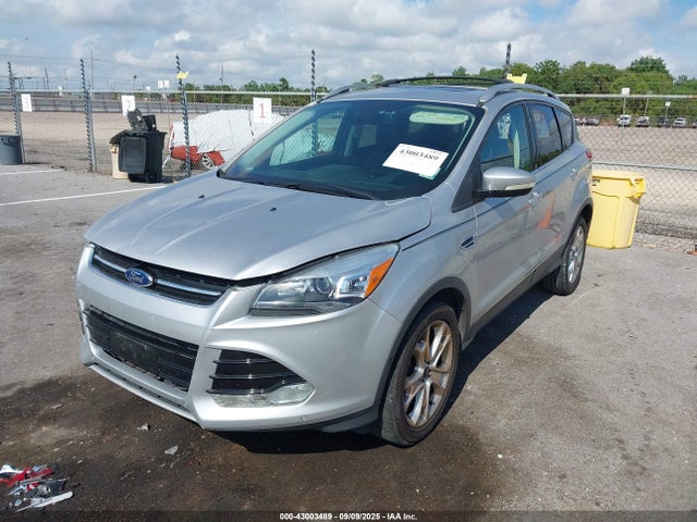 1FMCU9J9XFUB69989 Ford Escape Titanium