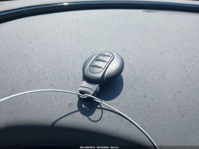 2022 MINI CLUBMAN WMWXJ1C04N2R51758 Photo 10