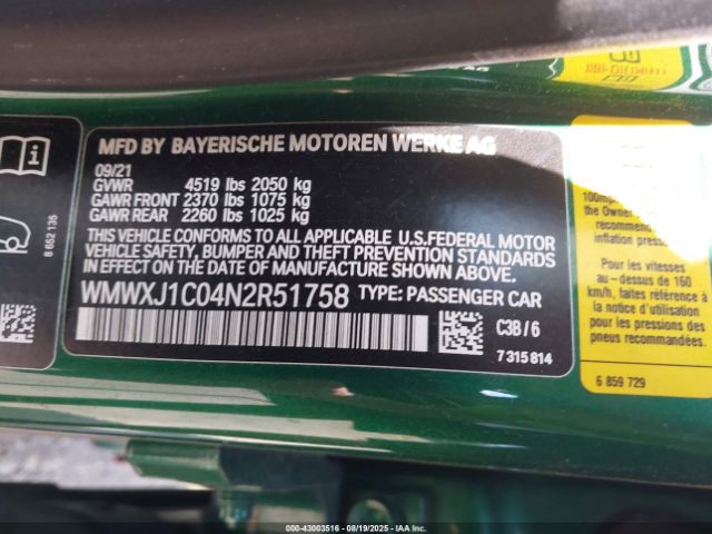 2022 MINI CLUBMAN WMWXJ1C04N2R51758 Photo 8