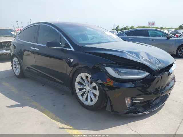 2017 TESLA MODEL X 5YJXCBE28HF043784 Photo 0
