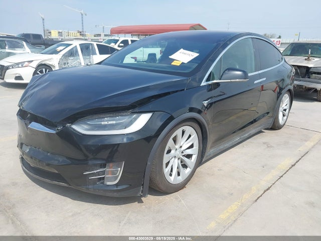 2017 TESLA MODEL X 5YJXCBE28HF043784 Photo 1