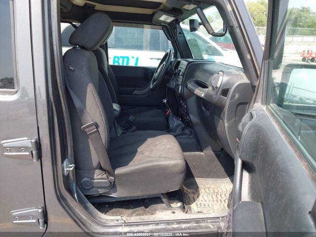 1C4HJWDG8HL571322 Jeep Wrangler