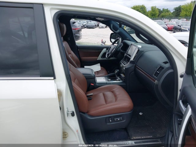 JTMCY7AJ8J4072659 Toyota 3ur-fe