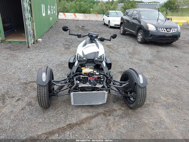 3JB2JEG48RJ000757 Can-Am 900 Ace