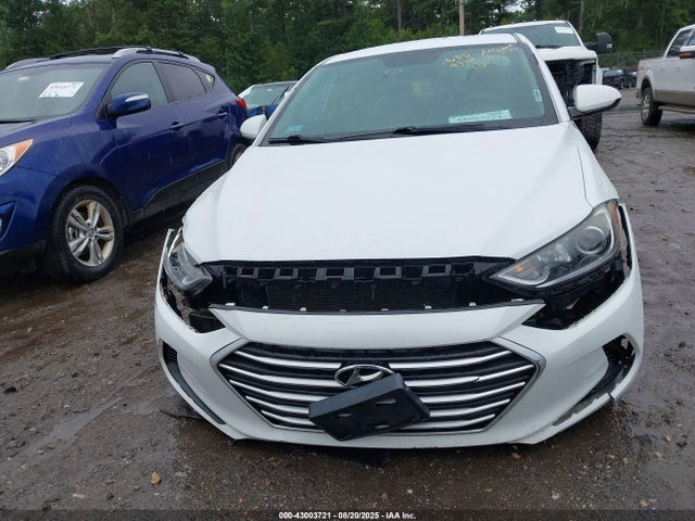 Hyundai 2017 2017 5NPD84LF9HH009344 Image 12