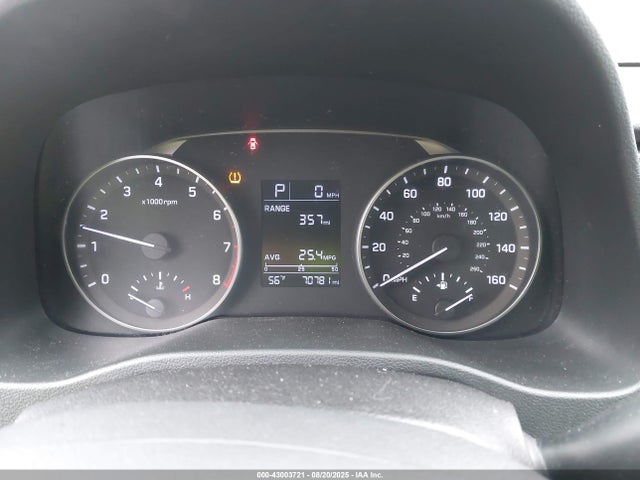 Hyundai 2017 2017 5NPD84LF9HH009344 Image 7